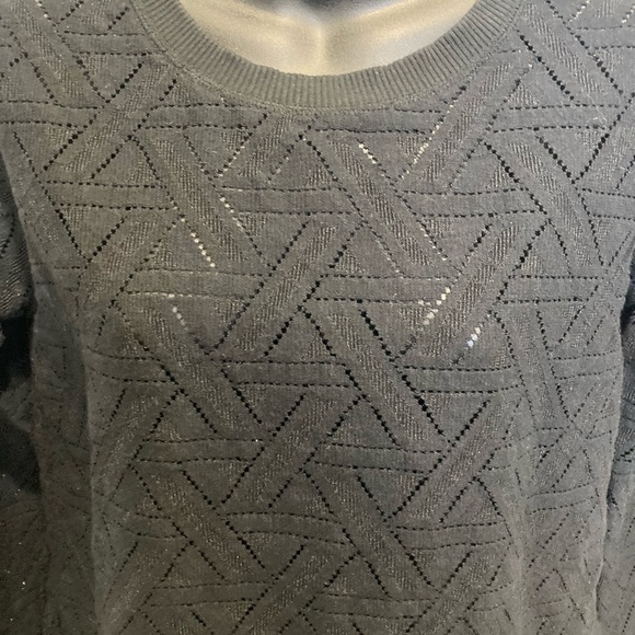 🌸 3/$20 Banana Republic top - Picture 7 of 9